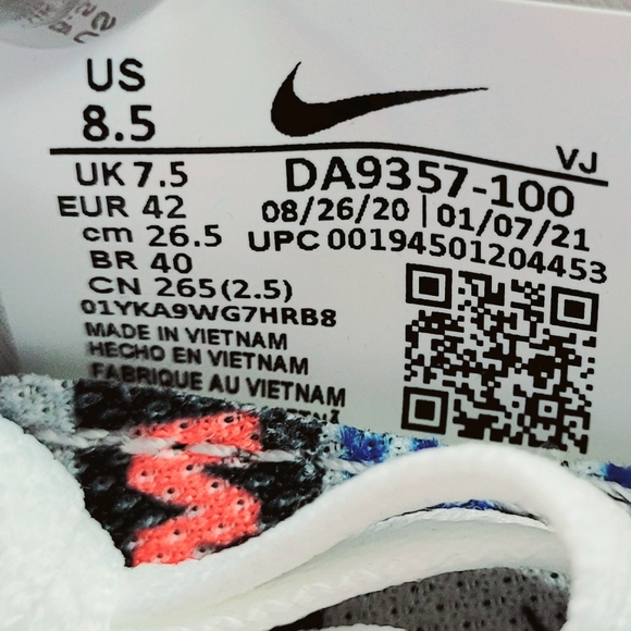 Nike Air Max 2090 EOI Summit White/Racer Blue-Black Men's 8.5/Women's 10 - Picture 6 of 6